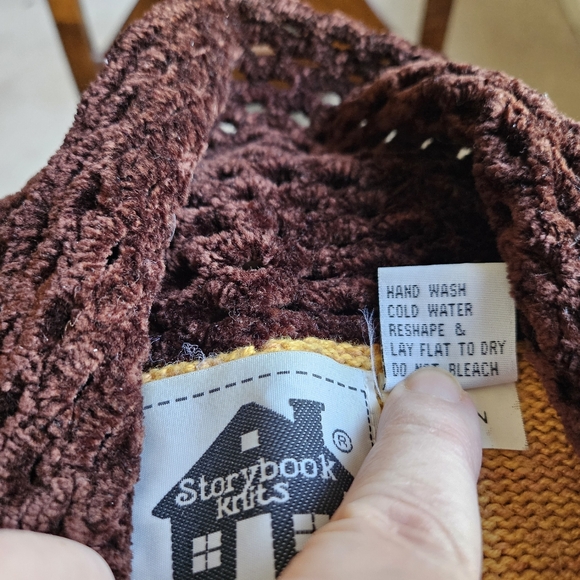 Autumn Leaf Knit &  Embroidered Cardigan - Picture 12 of 12